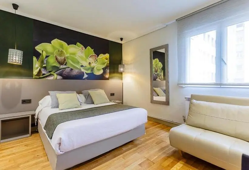 اتاق استاندارد, Hostal Rodas Pamplona