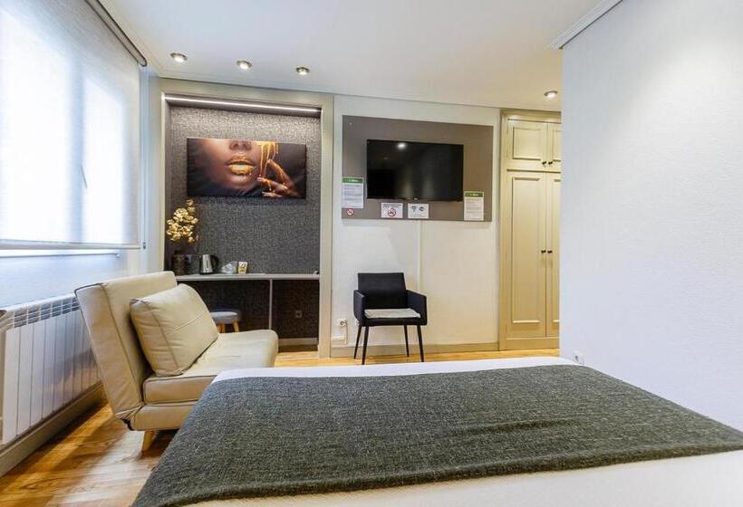 غرفة قياسية, Hostal Rodas Pamplona