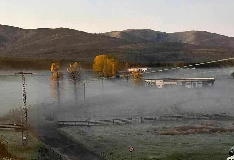 منزل غرفتين نوم, El Sobrao De Gredos