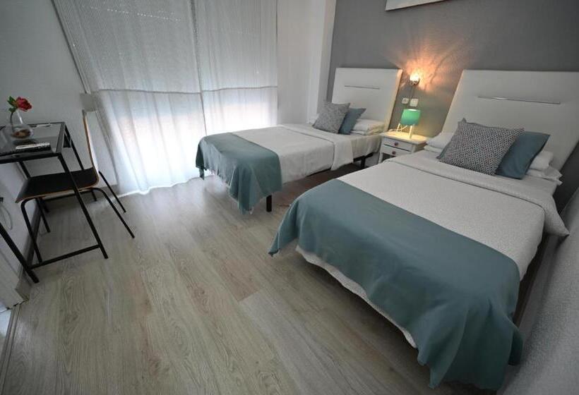 اتاق استاندارد, Hostal Hb Torrevieja
