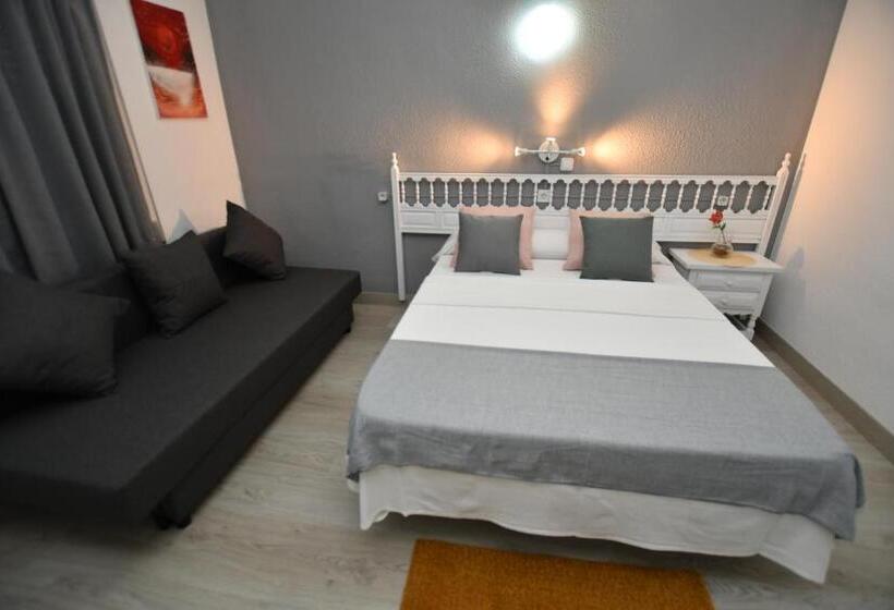 اتاق استاندارد سه نفره, Hostal Hb Torrevieja