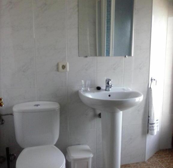 Номер Стандарт, Hostal Restaurante Parajes