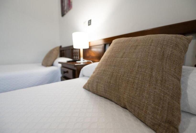 스탠다드 트리플 룸, Posada La Olma