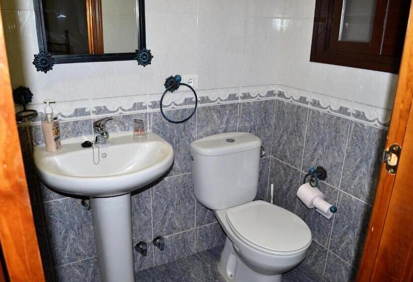 חדר סטנדרט, Hostal La Encina