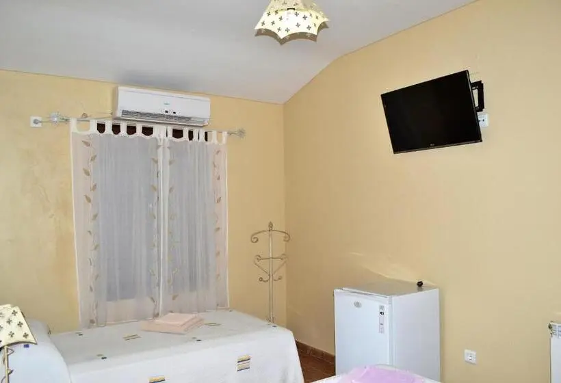 スタンダードルーム, Hostal La Encina