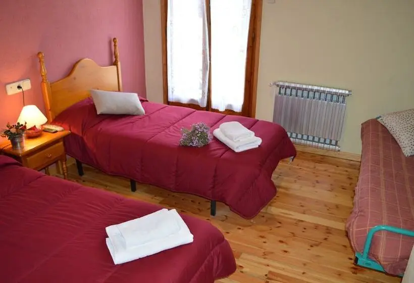Standard Trippelrum, Hostal Pas De La Pera