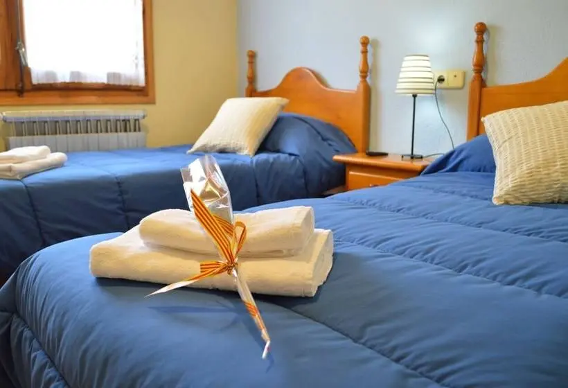 Standardrum, Hostal Pas De La Pera