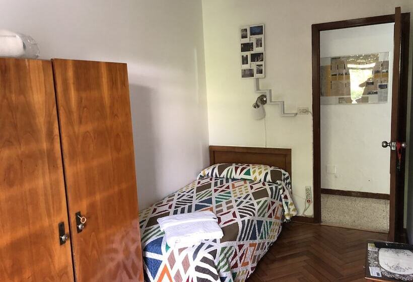 اتاق استاندارد یک تخته با سرویس بهداشتی مشترک, Hostal Costa Azul