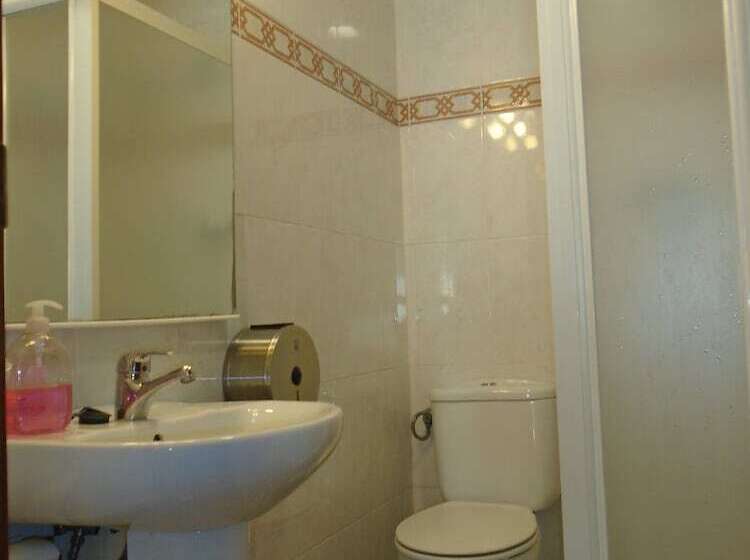 标准间, Hostal Galicia Cardedeu