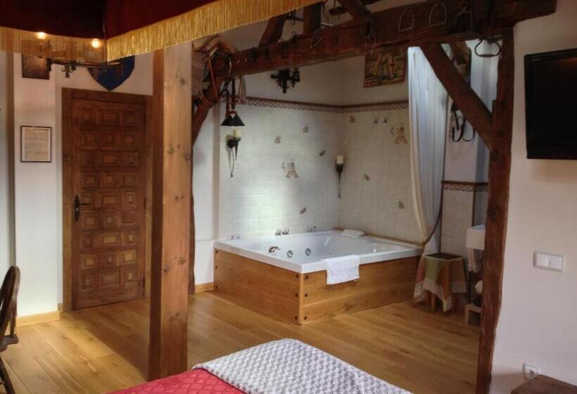 סוויטה עם ג'קוזי, Rural El Secreto Del Castillo