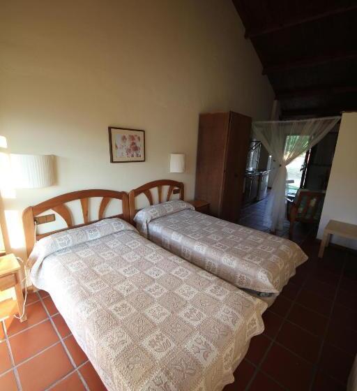 标准平房, La Hospedería Del Silencio