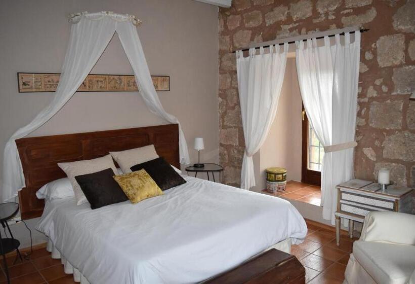 غرفة سوبيريور, Castillo De Grisel