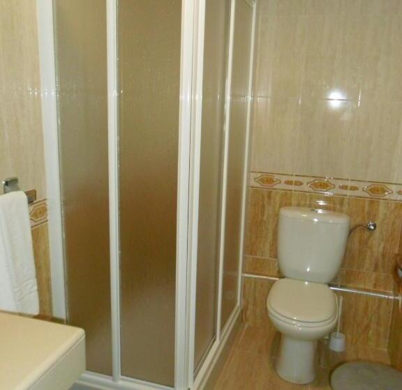 اتاق استاندارد یک نفره, Hostal Amigo