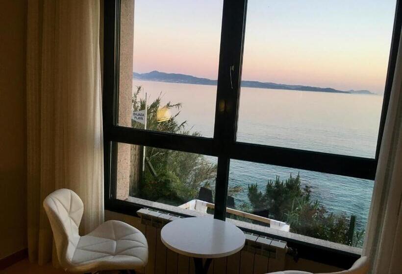 اتاق لوکس با چشمانداز دریا, Hostal Casa Aurita Adults Only