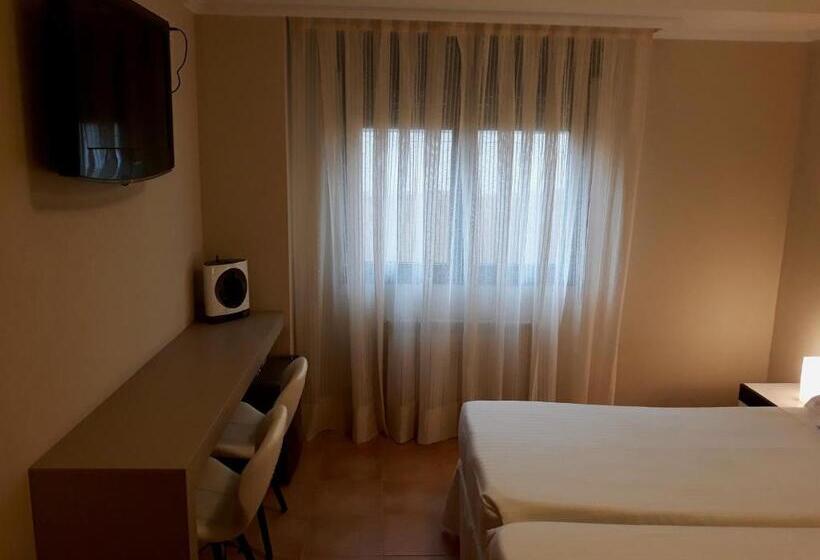 اتاق استاندارد, Hostal Casa Aurita Adults Only