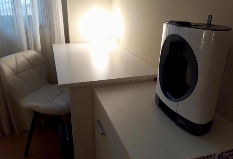 اتاق استاندارد, Hostal Casa Aurita Adults Only