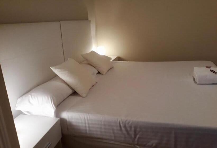 اتاق لوکس با چشمانداز دریا, Hostal Casa Aurita Adults Only