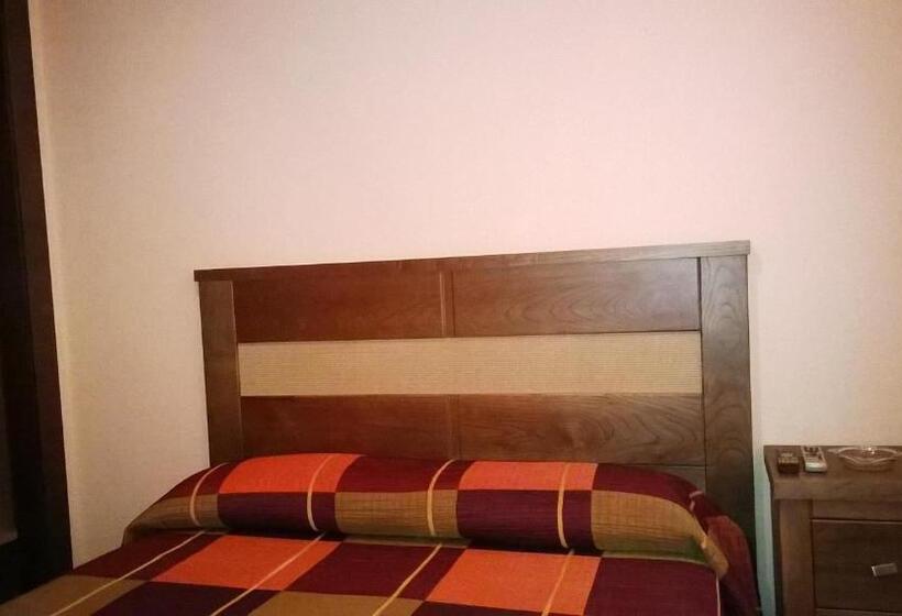 Номер Стандарт Индивидуальный, Hostal Patron