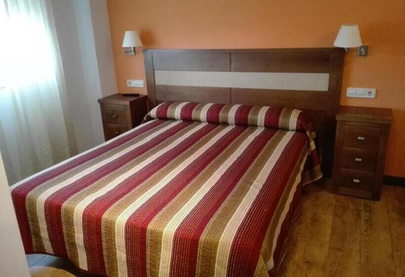 Номер Deluxe, Hostal Patron