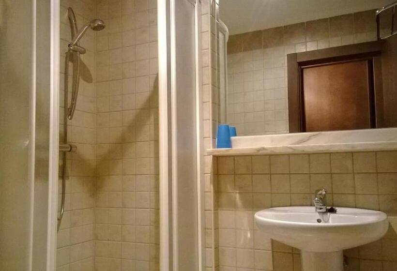 Номер Deluxe, Hostal Patron