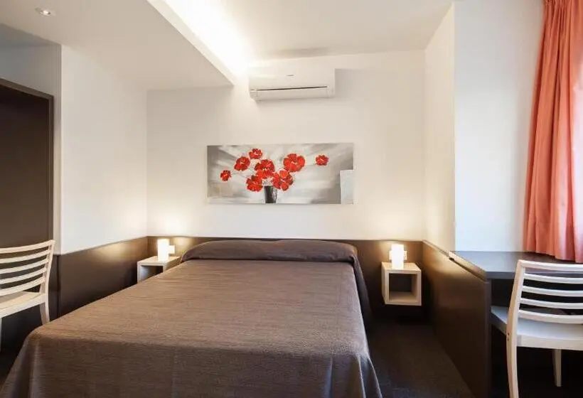 スタンダードルーム, Apartaments I Habitacions Can Morera Olot