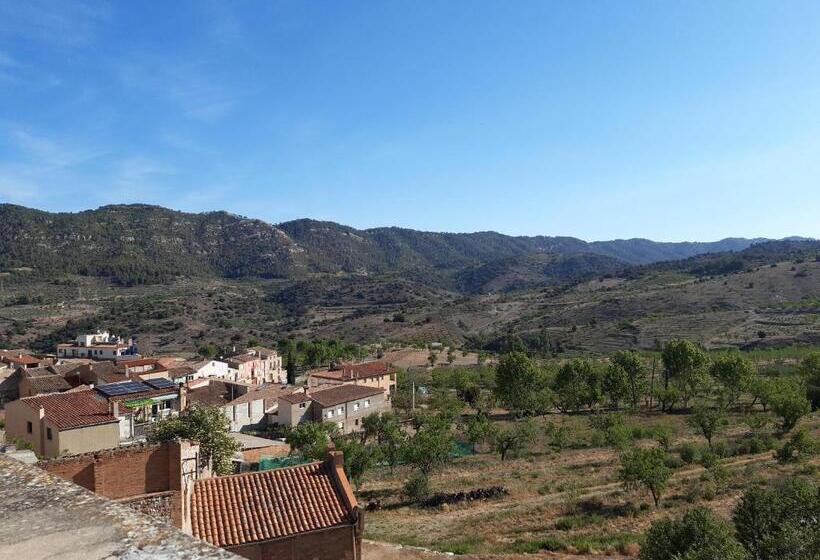 스탠다드 룸, Fonda Toldra