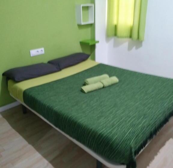 اتاق استاندارد یک نفره, Colors Rooms