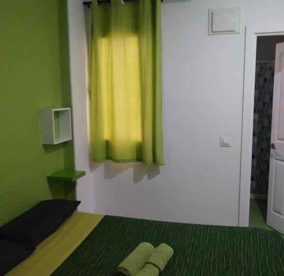 اتاق استاندارد یک نفره, Colors Rooms
