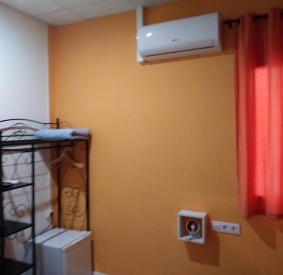 اتاق استاندارد یک نفره, Colors Rooms