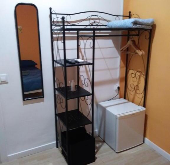 اتاق استاندارد یک نفره, Colors Rooms