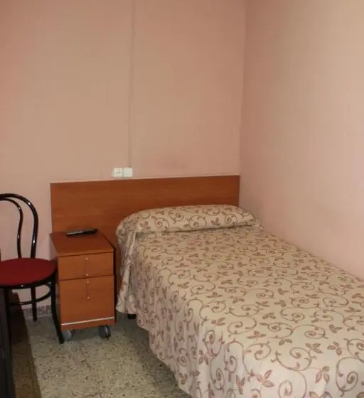 اتاق استاندارد یک تخته با سرویس بهداشتی مشترک, Hostal Cal Siles