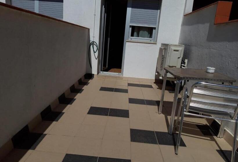 Номер Комфорт Индивидуальный, Hostal Cal Siles