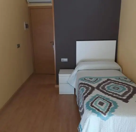 اتاق راحتی یک تخته, Hostal Cal Siles