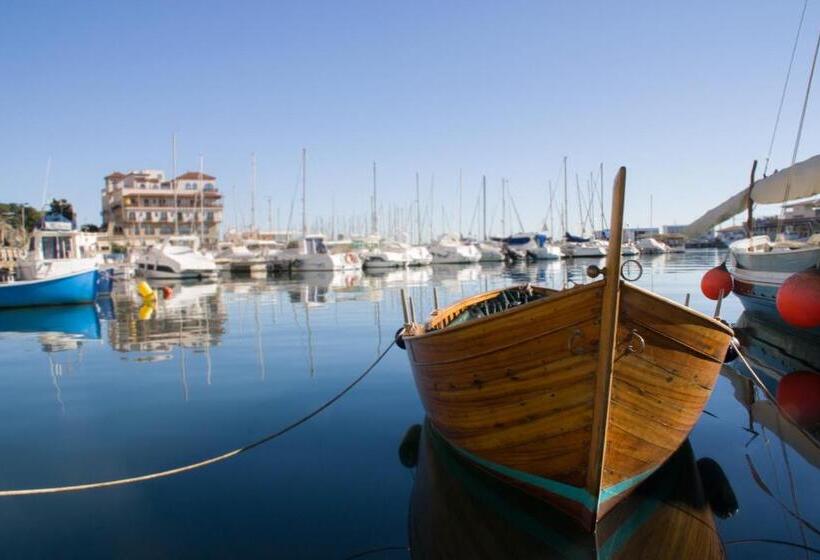 Апартаменты Deluxe 1 Спальня, Hostal Portofino