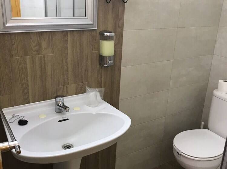 اتاق استاندارد یک نفره, Hosteria Verahouse