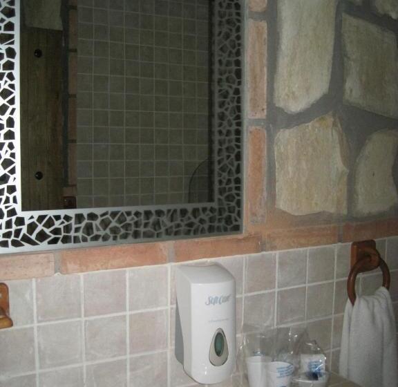 Четырехместный Номер Стандарт, Posada De Los Cónsules