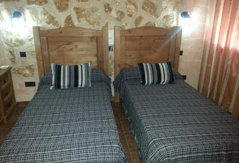 Номер Стандарт, Posada De Los Cónsules