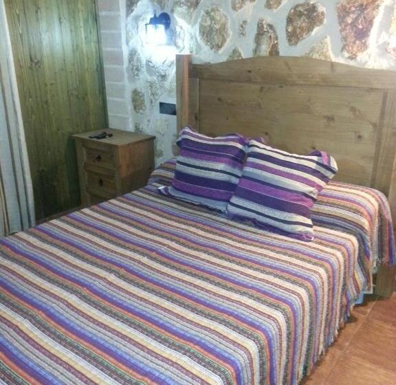 Четырехместный Номер Стандарт, Posada De Los Cónsules