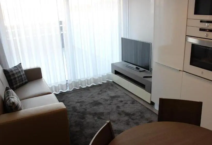 استودیوی استاندارد, Apartamentos Turisticos Da Nazare