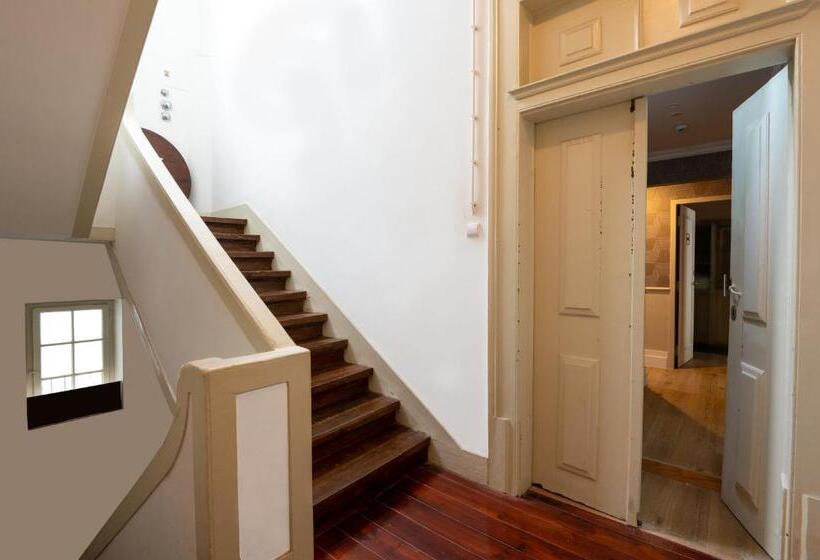 Economy Room, Rossio Flh Suites