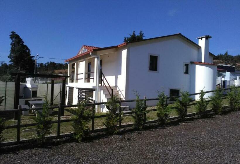 חדר סטנדרט לארבעה, Sicó In And Out