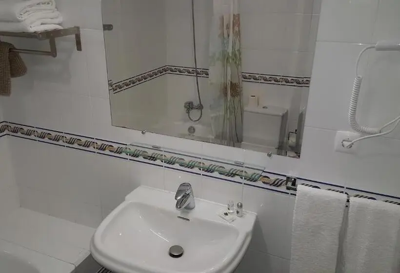 استودیوی استاندارد با چشم‌انداز دریا, Apartamentos Vista Mar