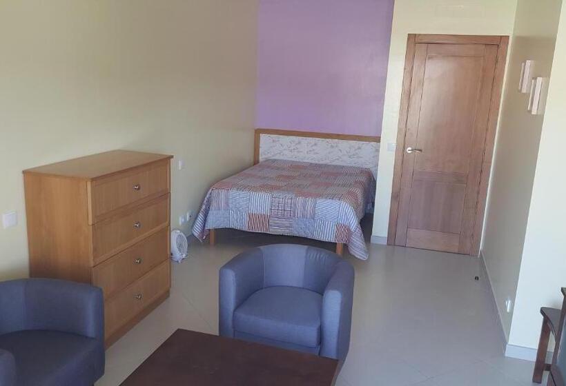 استودیو استاندارد با بالکن, Apartamentos Vista Mar