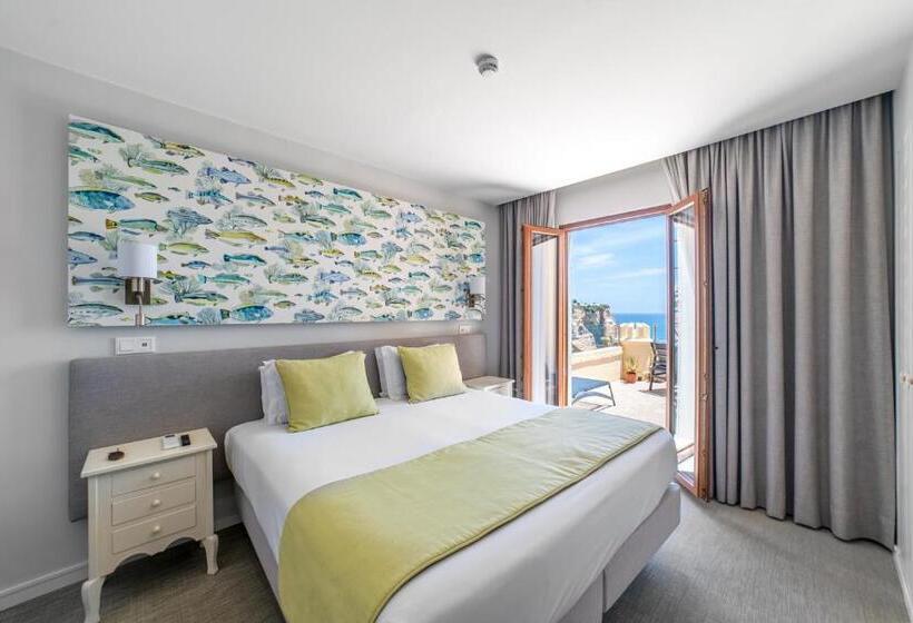اتاق استاندارد با تراس و چشم‌انداز دریا, Castelo Guest House
