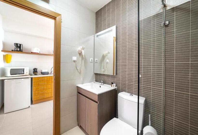 اتاق استاندارد با بالکن و چشم‌انداز دریا, Castelo Guest House