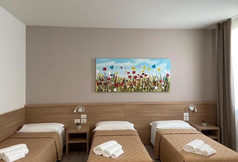 اتاق استاندارد سه نفره, Locanda Damaro