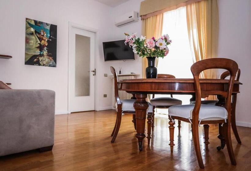 סוויטה עם טרסה, Mariohome