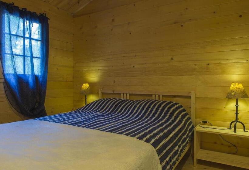 بانگلوی لوکس, Monte Macário Alojamento Local