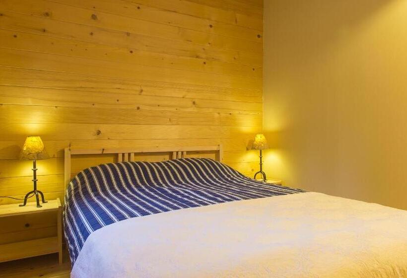 بانگلوی لوکس, Monte Macário Alojamento Local