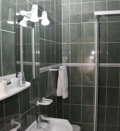 スタンダードルーム, Residencial Montanhês